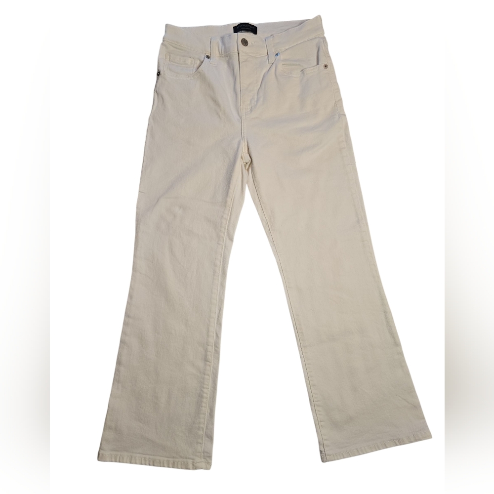 Banana Republic Cropped Bootcut White Jeans Size 4‎